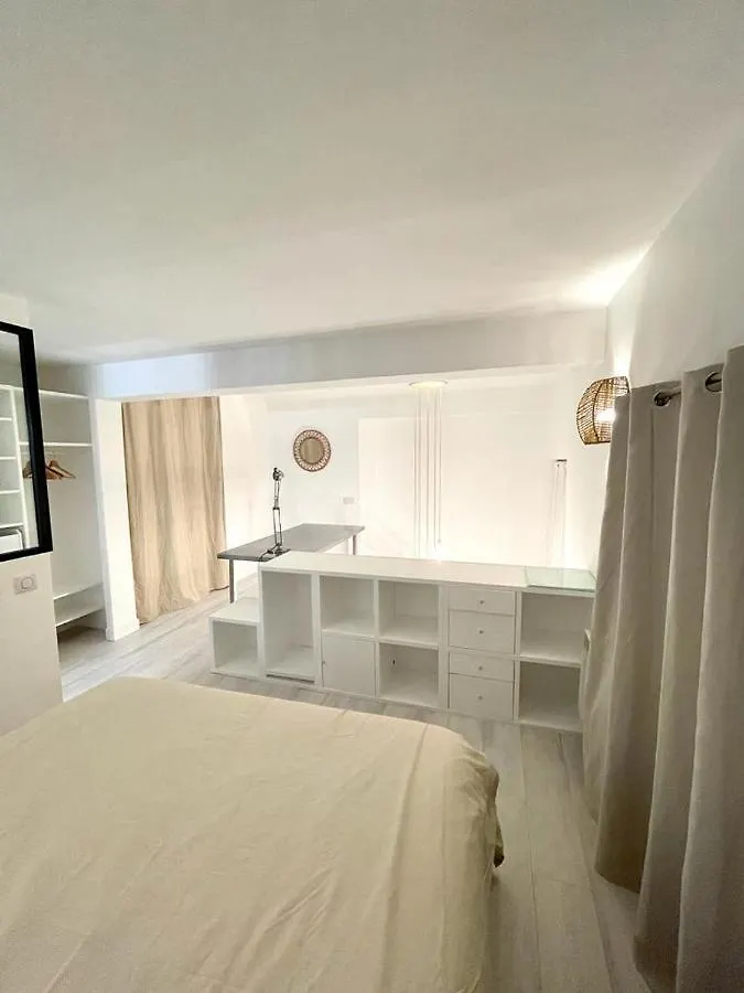 Duplex Canal St Martin Apartment Paris